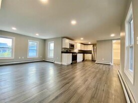 1 Garland Rd in Barnstead, NH - Building Photo