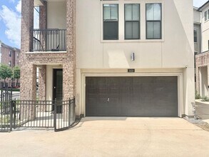 3610 Chenevert St in Houston, TX - Building Photo - Building Photo