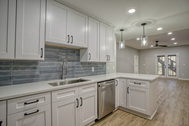 3896 Wakefield Hall Sq SE, Unit Basement