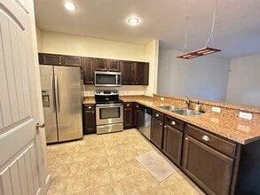 20 Canyon Oak Loop in Richmond Hill, GA - Building Photo - Building Photo