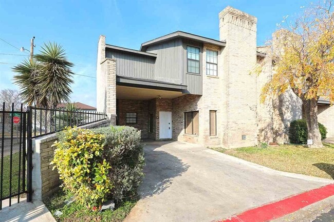 property at 2600 E San Jose St