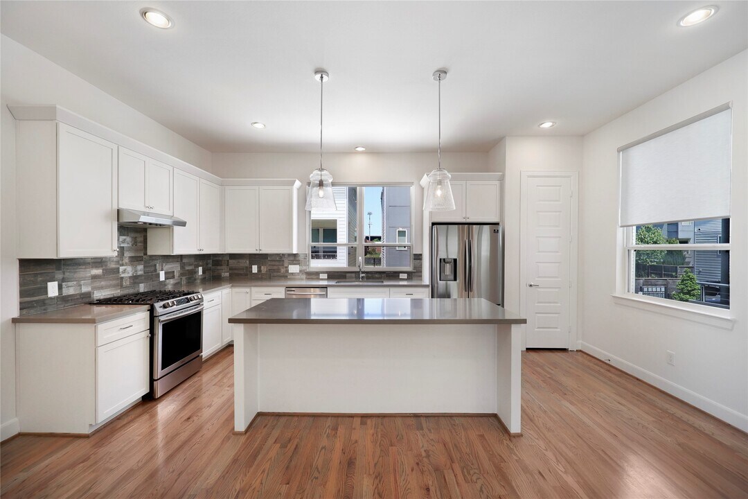 2724 Eado Edge Ct in Houston, TX - Building Photo