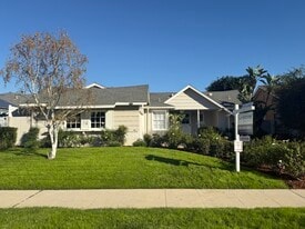 9344 Valjean Ave in North Hills, CA - Building Photo