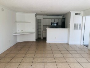 2200 Key W Ct in Kissimmee, FL - Building Photo - Building Photo