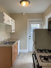 452 Iowa Ave in Aurora, IL - Building Photo - Building Photo