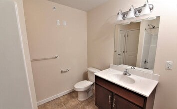 Lakeview in Williamsport, PA - Foto de edificio - Building Photo