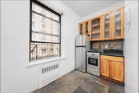 1406 2nd Ave, Unit 2A in New York, NY - Building Photo - Building Photo