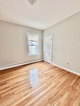 5 Buckley Ave, Unit 3 in Boston, MA - Building Photo - Building Photo