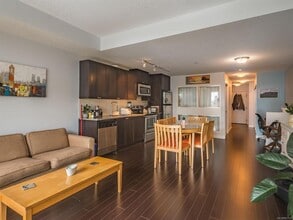 99 Chapel St in Nanaimo, BC - Building Photo - Building Photo