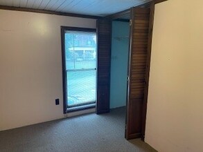 911 Moorheadville Rd in North East, PA - Building Photo - Building Photo