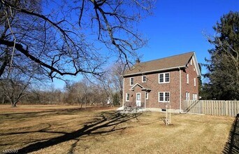 227 Sunnymeade Rd in Hillsborough Township, NJ - Building Photo - Building Photo