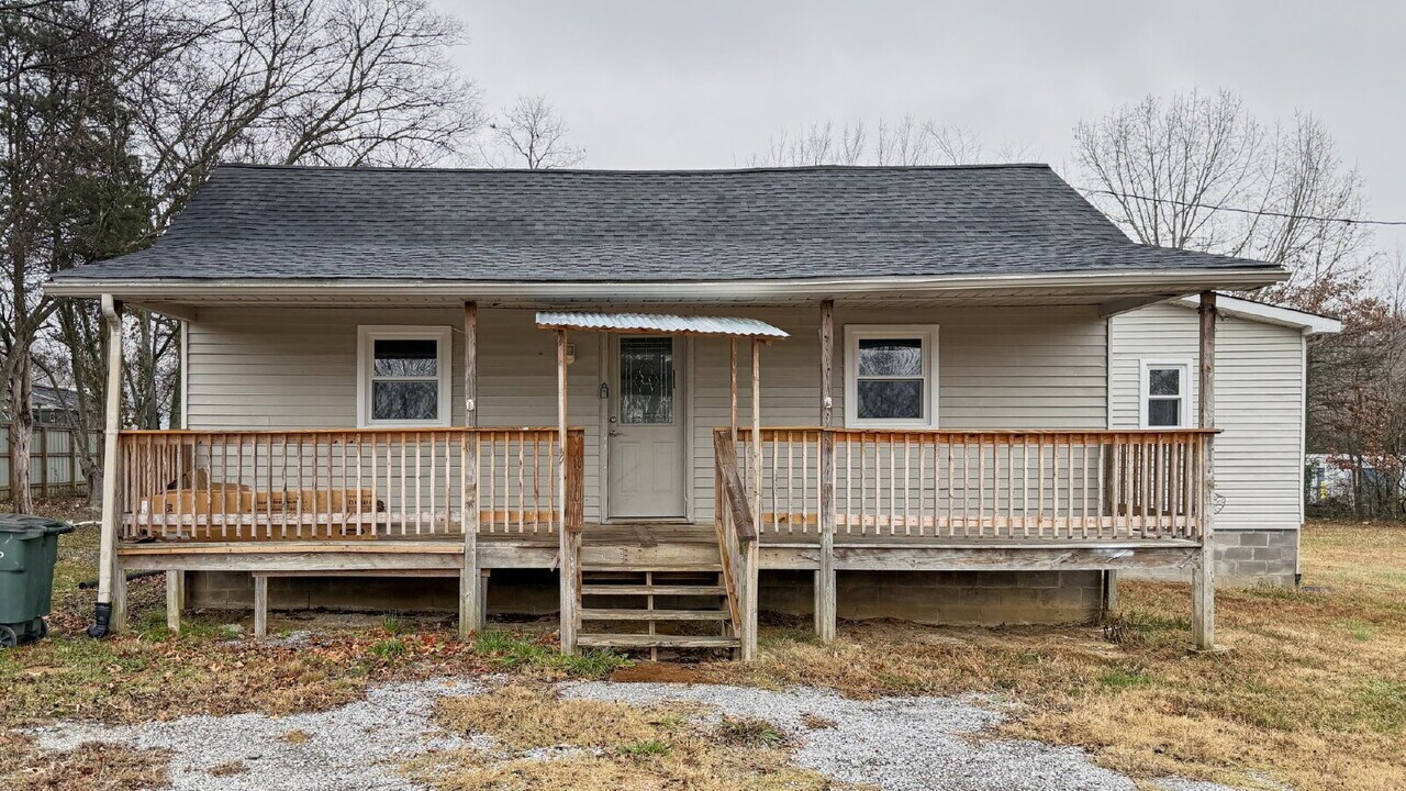 3368 Hwy 41 S in Springfield, TN - Building Photo