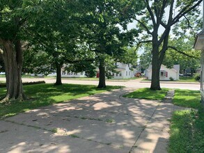 2809 South Ave in La crosse, WI - Building Photo - Building Photo