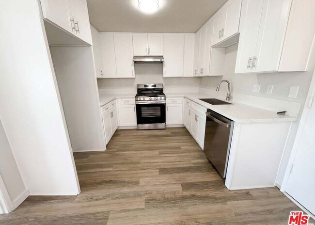 6406 Regatta Ct in Tampa, FL - Building Photo - Building Photo