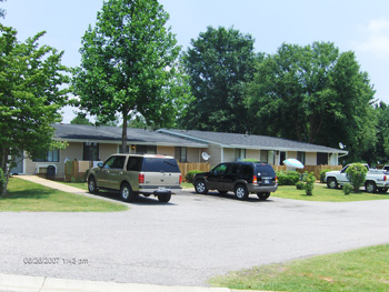 4836 Poplar Springs Rd in Gainesville, GA - Foto de edificio