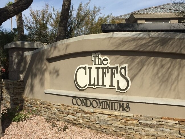 1720 E Thunderbird Rd