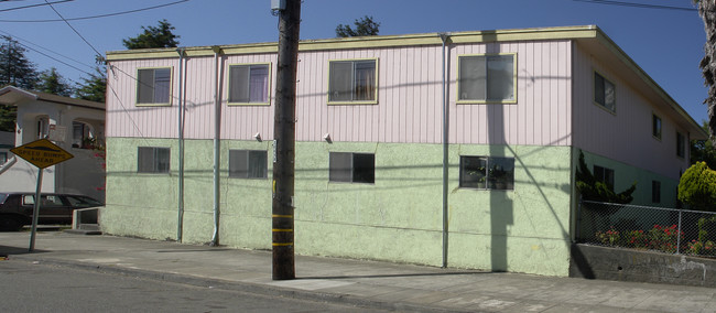 3430 Laurel Ave in Oakland, CA - Building Photo - Building Photo