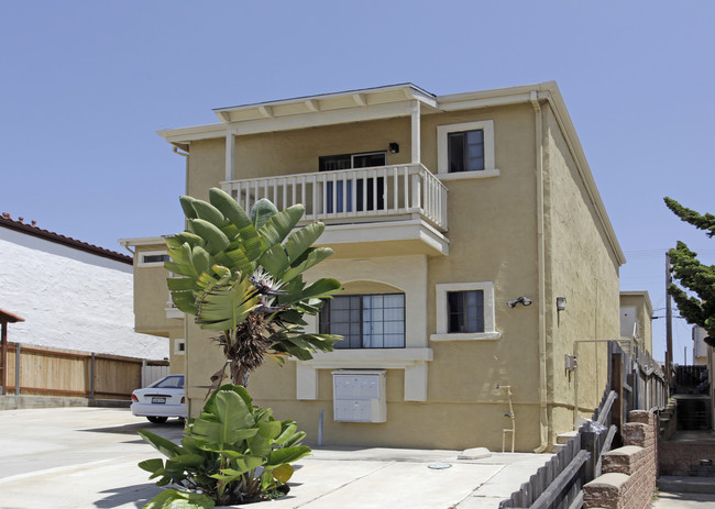 4453 Arizona St in San Diego, CA - Building Photo - Building Photo