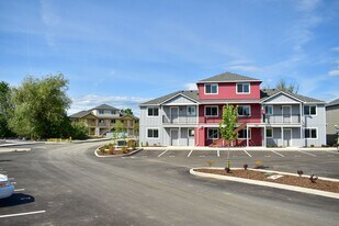 1993 Sky Park Dr in Medford, OR - Building Photo