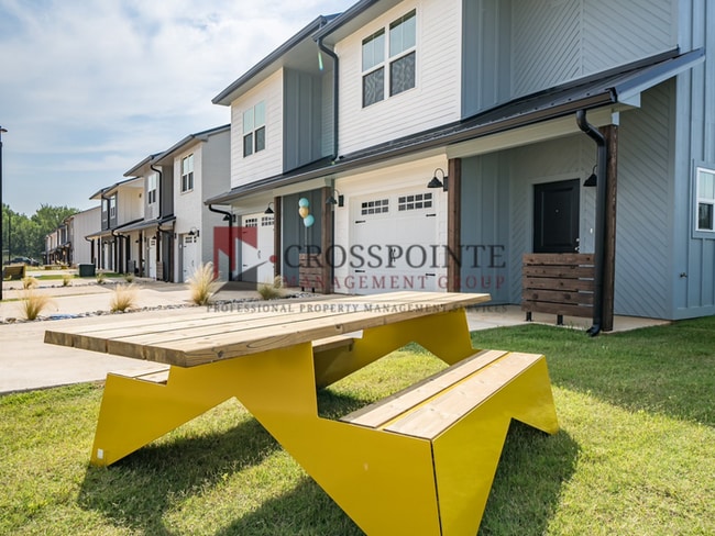 property at 625 Papillon Rd