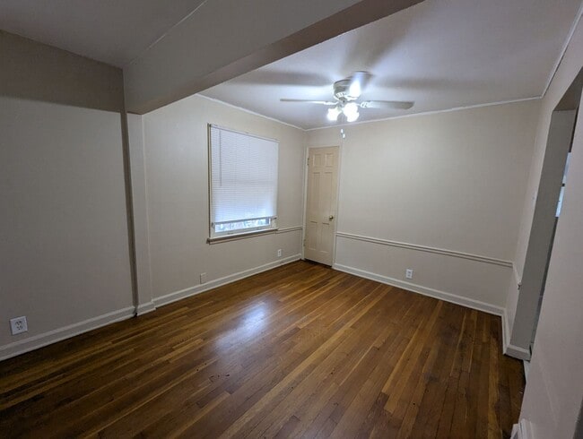 property at 1247 Ashford Dr