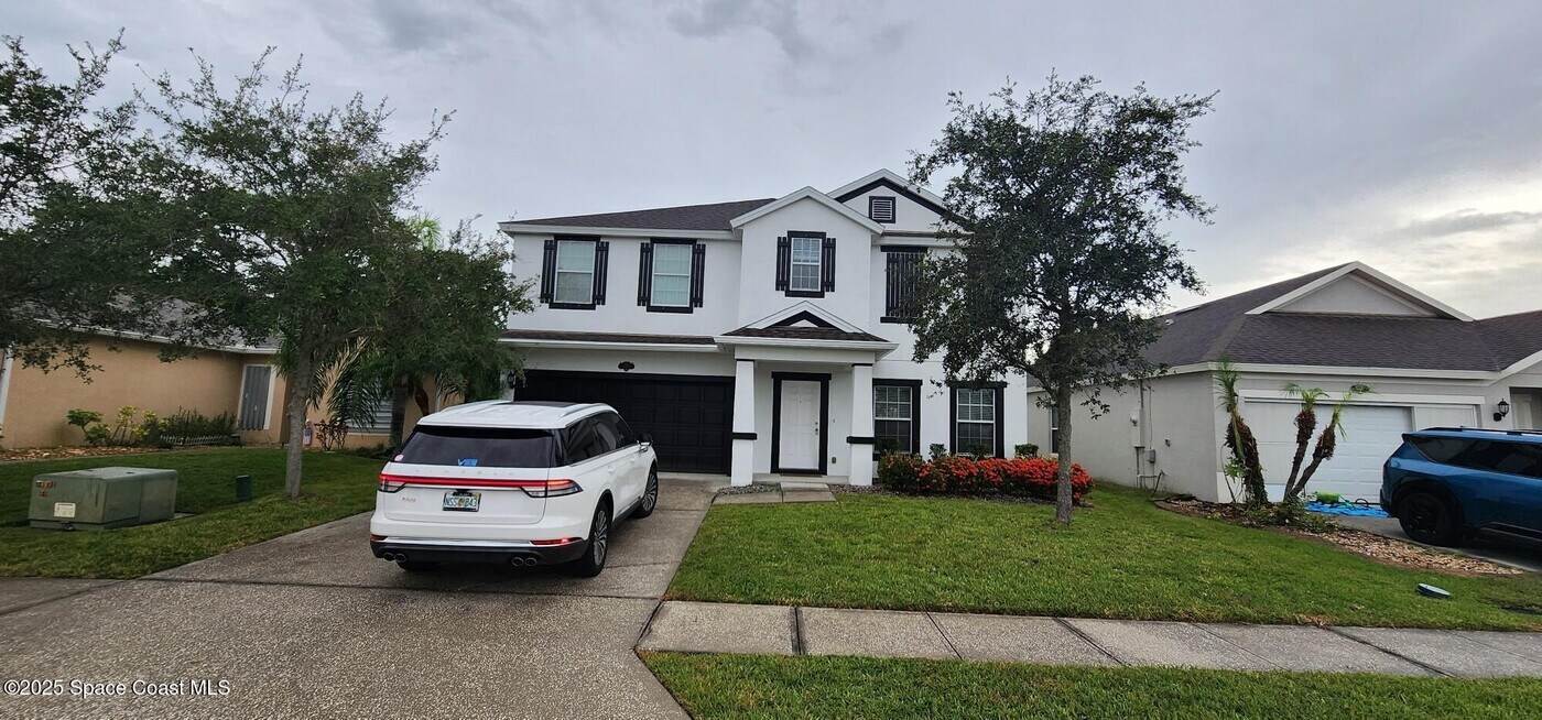 3520 Aria Dr in Melbourne, FL - Building Photo