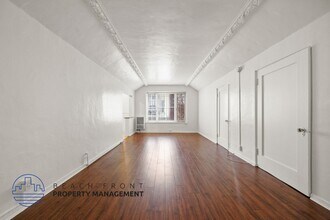 475 S. New Hampshire Ave. in Los Angeles, CA - Foto de edificio - Building Photo