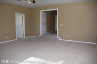 4020 Luxor Ln photo'