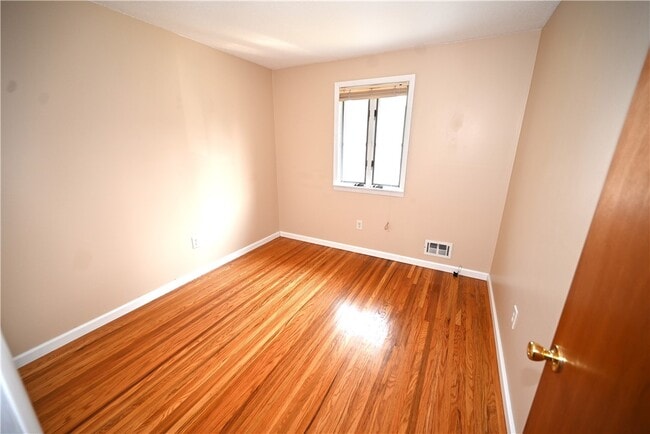 property at 1093 Washington St