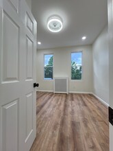 59-14 Palmetto St in Queens, NY - Building Photo - Building Photo