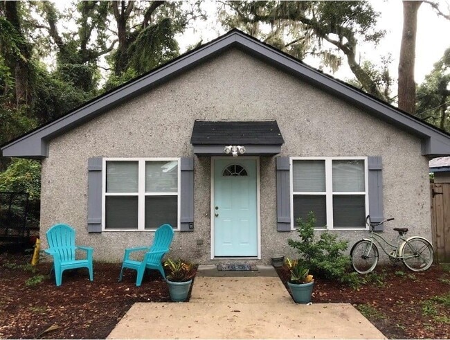 property at 323 Palm St