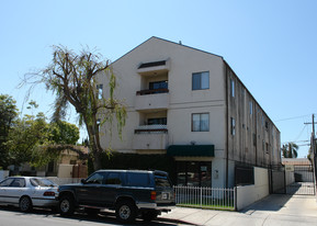 617 N Harvard Blvd Apartments