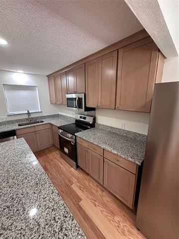 9519 Westpark Dr in Benbrook, TX - Building Photo