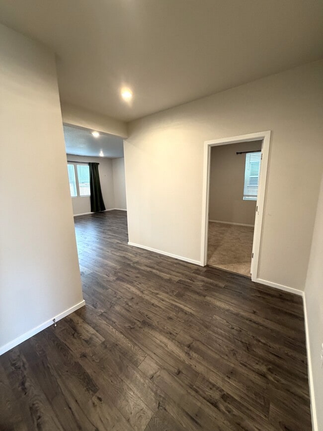 4813 Oregano Ave NE in Salem, OR - Building Photo - Building Photo