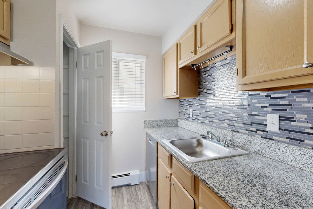 Sunlight Townhomes in Greeley, CO - Foto de edificio