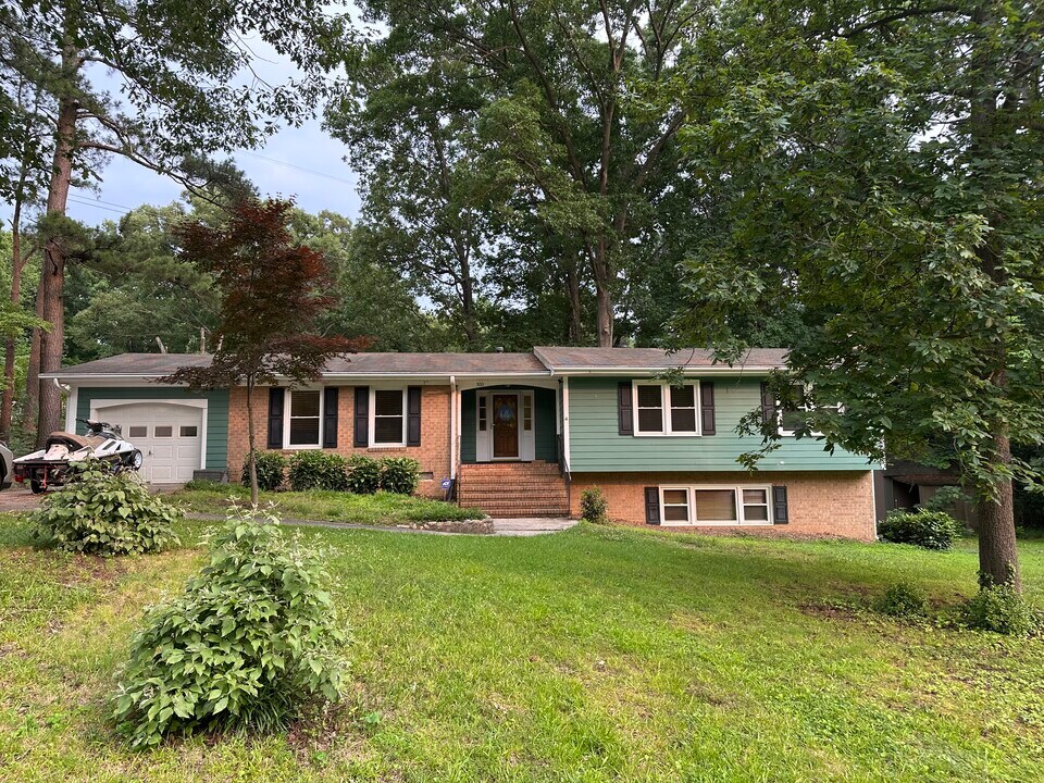 500 Peachwood Pl in Raleigh, NC - Building Photo