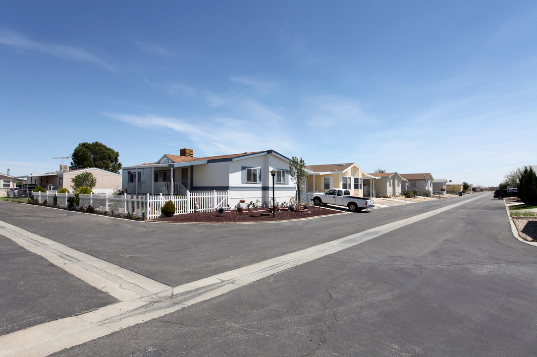 Desert Rose Mobile Home Park in Rosamond, CA - Building Photo