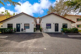 11520 NW 37th St in Coral Springs, FL - Building Photo - Building Photo