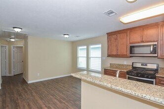 5807 Cebra St in Houston, TX - Building Photo - Building Photo