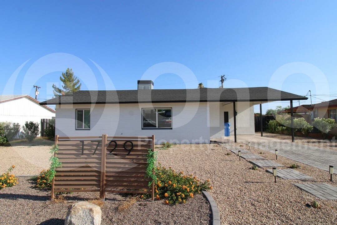 1729 W Fairmount Ave in Phoenix, AZ - Building Photo