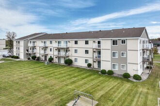 Windwood Estates in Fargo, ND - Foto de edificio - Building Photo