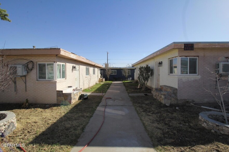 3900 Flory Ave, Unit 5 in El Paso, TX - Building Photo