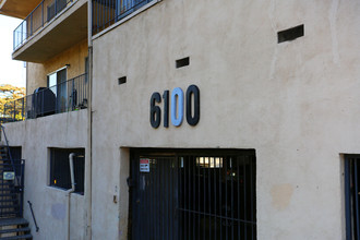 6100 Primrose Ave in Los Angeles, CA - Foto de edificio - Building Photo