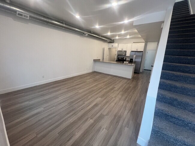 909 Euclid Ave-Unit -#3 in Salt Lake City, UT - Building Photo - Building Photo