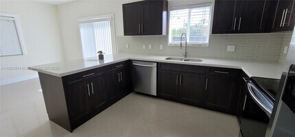 1404 SE 6th St in Homestead, FL - Building Photo - Building Photo