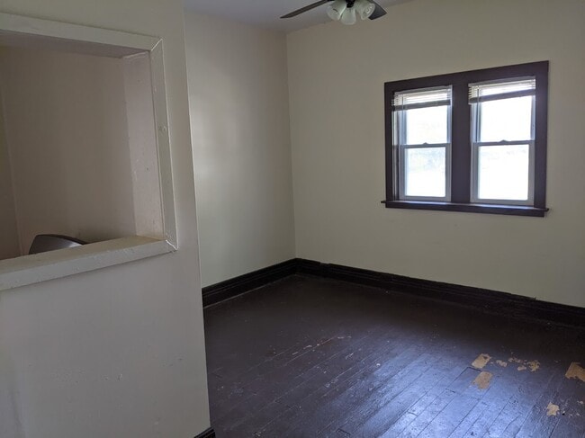 878 Prospect Ave, Unit Front Lower in Buffalo, NY - Building Photo - Building Photo