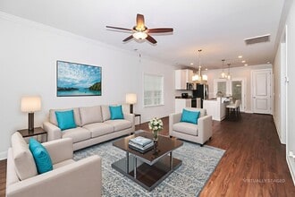 185 Glenshee Ct in Shallotte, NC - Foto de edificio - Building Photo
