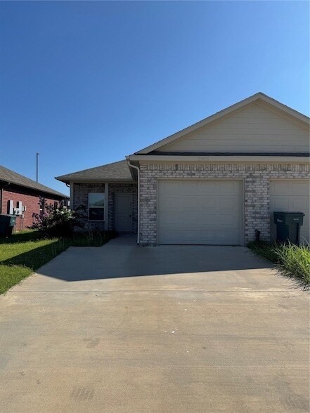 2915 Peony Dr in Sherman, TX - Building Photo