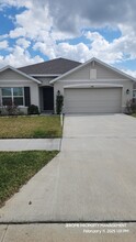 7918 Sail Clover Ln in Zephyrhills, FL - Building Photo - Building Photo