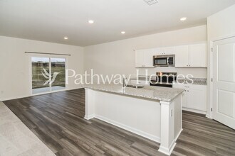 3604 Haplander Ct in Columbia, TN - Foto de edificio - Building Photo